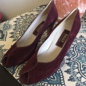 NEW Vintage burgundy suede Bally peep toe heels